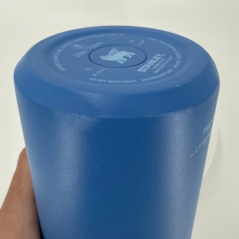 Stanley 24oz IceFlow Aerolight Stainless Steel Fast Flow Water Bottle Blue - Picture 16 of 16